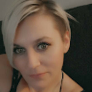 Meet your Posher, Candice